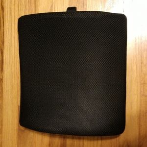 Samsonite lumbar support cushion